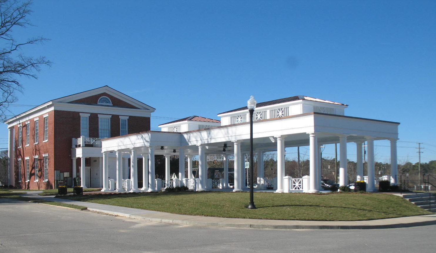 Visitor Center Pavilion - Wiley|Wilson